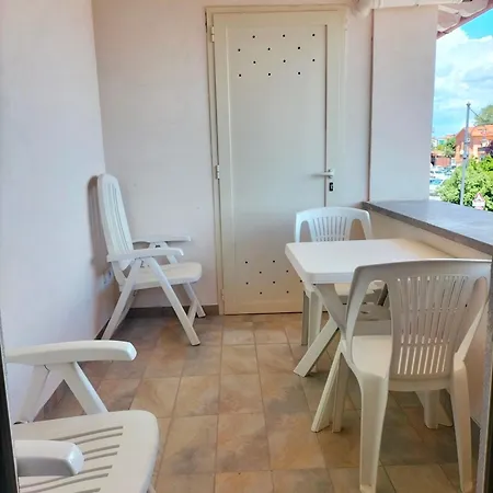 In Centro Paese Apartment