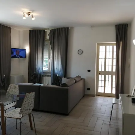 In Centro Paese Apartment